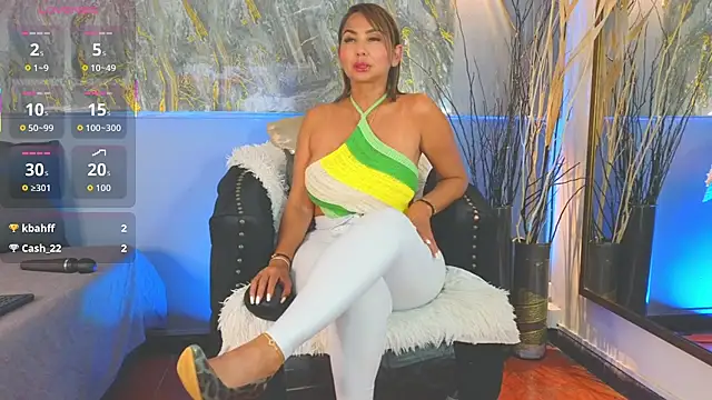 Snapshot of almaa_18 chatting on 07-01-26, 05:41 almaa 18 online show from 07-01-26, 05:41