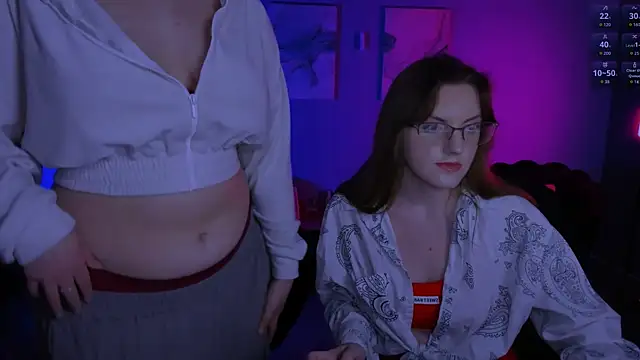 nikole kitt online show from 04-18-26, 07:07