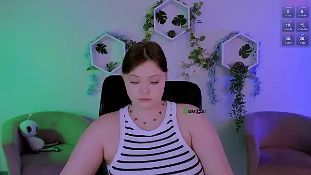 Snapshot of nikole_kitt chatting on 07-23-26, 06:37 nikole kitt online show from 07-23-26, 06:37
