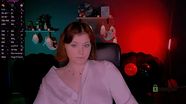 nikole kitt online show from 10-26-25, 07:58