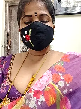 gaurika18 online show from 06-17-26, 01:27
