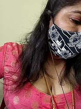 gaurika18 online show from 04-10-26, 09:38