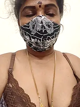 gaurika18 online show from 04-25-26, 02:14