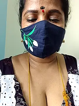gaurika18 online show from 06-12-26, 04:54