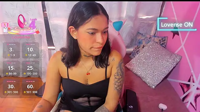 Snapshot of samantha_simur chatting on 03-14-25, 04:19 samantha simur online show from 03-14-25, 04:19