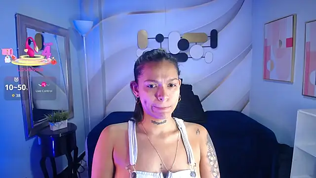 Snapshot of samantha_simur chatting on 09-25-25, 11:49 samantha simur online show from 09-25-25, 11:49