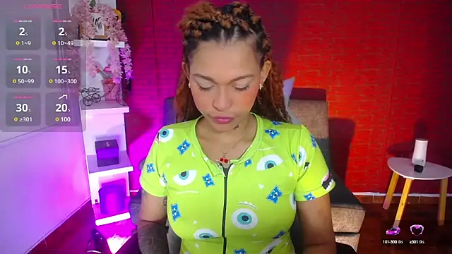 Snapshot of samantha_simur chatting on 02-14-25, 02:39 samantha simur online show from 02-14-25, 02:39