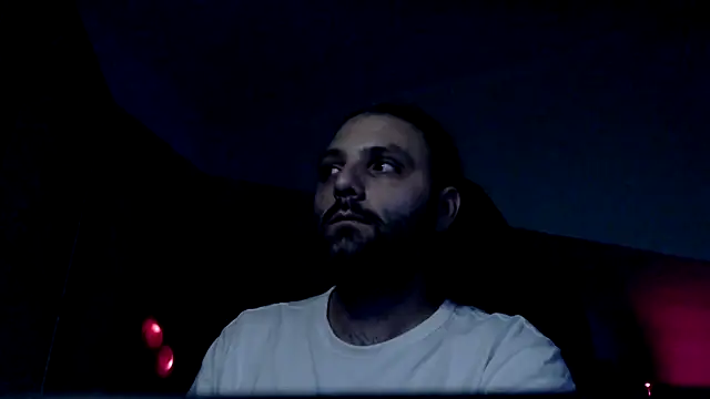 Snapshot of DisfrutaLa chatting on 06-29-26, 02:40 DisfrutaLa online show from 06-29-26, 02:40