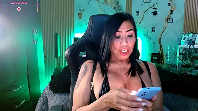 Demion prince online show from 04-19-26, 01:17