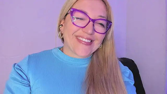 Naty Mature  online show from 10-10-25, 11:16