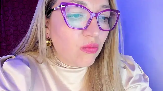 Naty Mature  online show from 09-13-25, 12:21