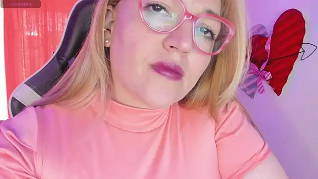Naty Mature  online show from 03-21-25, 08:50