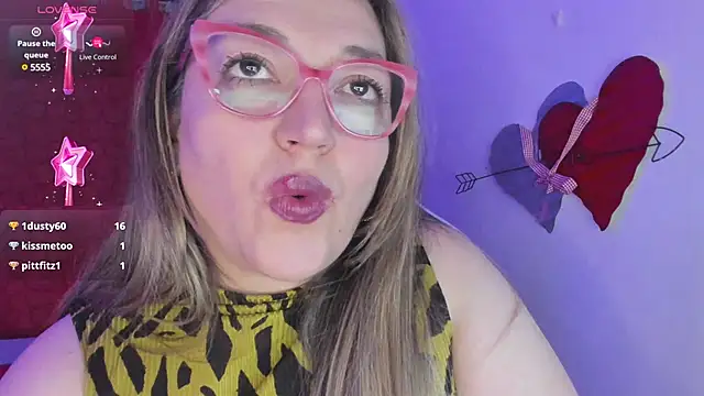 Naty Mature  online show from 03-10-25, 11:27