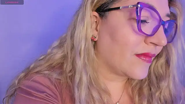 Naty Mature  online show from 03-02-26, 06:26