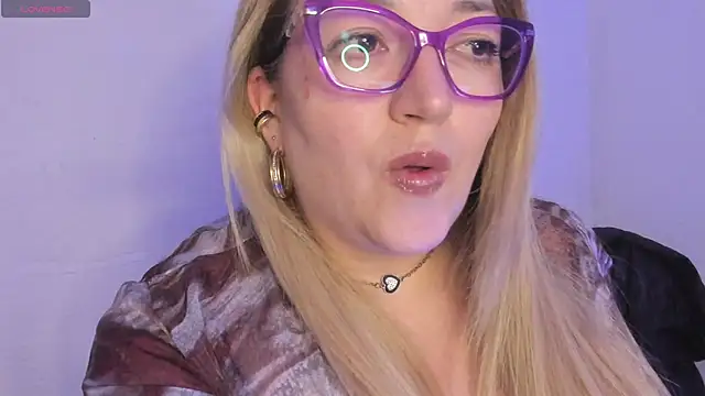 Naty Mature  online show from 05-14-26, 11:46