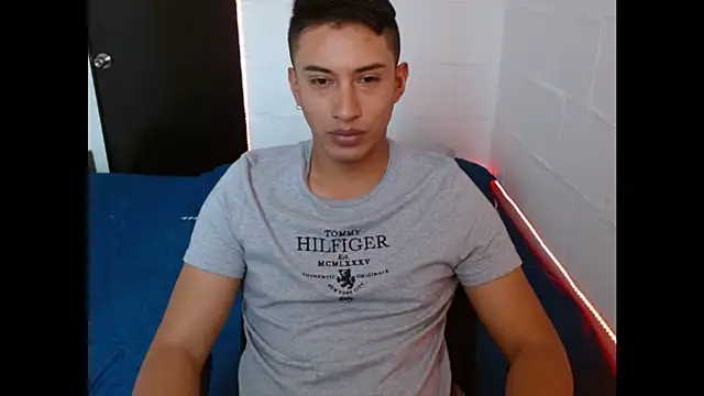 Davixx258 online show from 02-04-25, 05:12