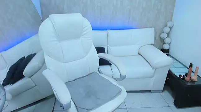 meggan 77 online show from 02-27-25, 04:02
