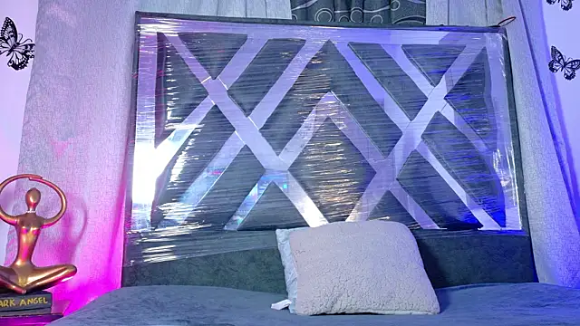 Snapshot of meggan_77 chatting on 02-05-26, 05:36 meggan 77 online show from 02-05-26, 05:36