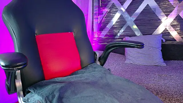 meggan 77 online show from 04-05-26, 04:35