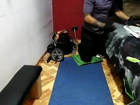 rolobot online show from 10-16-25, 01:47