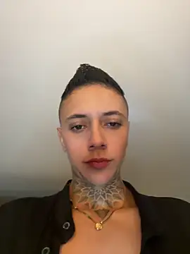 Snapshot of _PhillipBrown chatting on 02-02-25, 08:02 PhillipBrown online show from 02-02-25, 08:02