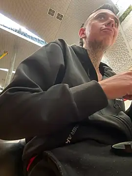 Snapshot of _PhillipBrown chatting on 02-21-25, 08:49 PhillipBrown online show from 02-21-25, 08:49