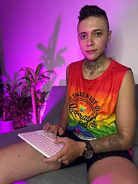 Snapshot of _PhillipBrown chatting on 02-24-26, 12:17 PhillipBrown online show from 02-24-26, 12:17