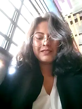 lara moon25 online show from 12-13-24, 10:13