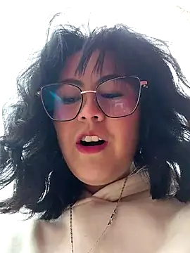 lara moon25 online show from 11-23-25, 06:29