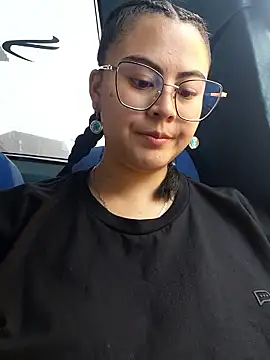 lara moon25 online show from 01-09-26, 07:43