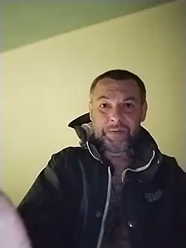 Snapshot of Andrzej-M chatting on 05-29-26, 11:55 Andrzej-M online show from 05-29-26, 11:55