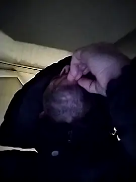 Andrzej-M online show from 11-16-25, 07:07