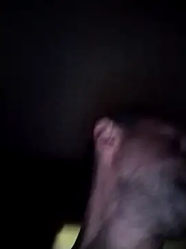 Andrzej-M online show from 10-18-25, 05:09