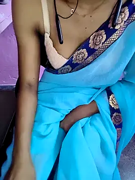Snapshot of Miakhalifatamil chatting on 05-09-26, 05:00 Miakhalifatamil online show from 05-09-26, 05:00