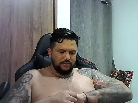 Snapshot of tupapito00 chatting on 03-24-26, 06:02 tupapito00 online show from 03-24-26, 06:02