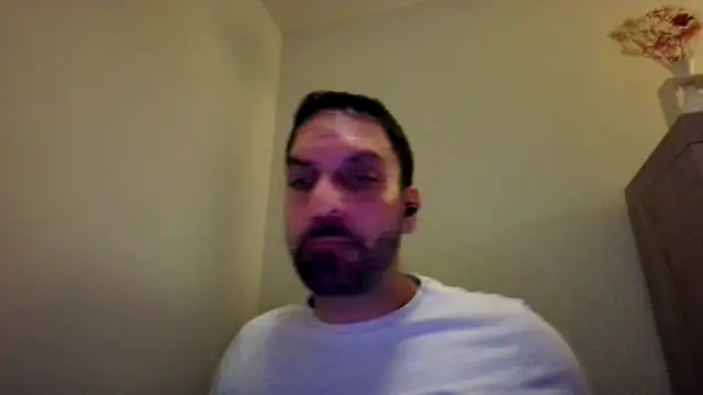 Snapshot of Leb_guy41 chatting on 11-03-25, 12:27 Leb guy41 online show from 11-03-25, 12:27