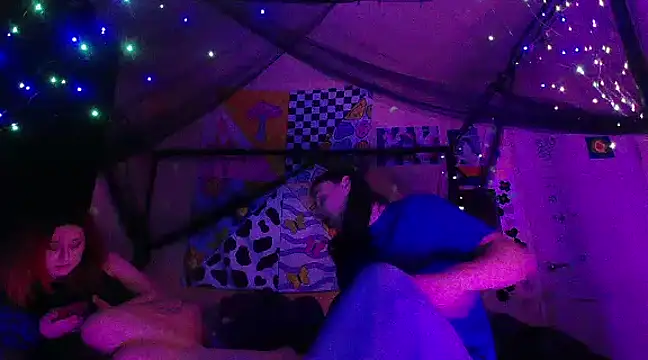 NovaLove2002 online show from 02-17-25, 03:58