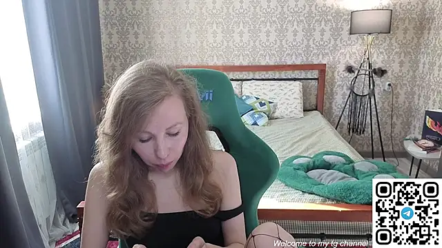 Snapshot of Lill_Mary chatting on 06-04-26, 01:21 Lill Mary online show from 06-04-26, 01:21