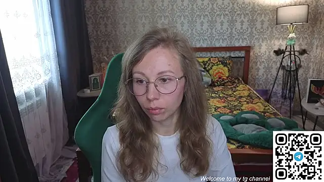 Snapshot of Lill_Mary chatting on 05-04-26, 12:47 Lill Mary online show from 05-04-26, 12:47