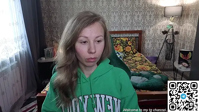 Snapshot of Lill_Mary chatting on 05-17-26, 03:50 Lill Mary online show from 05-17-26, 03:50