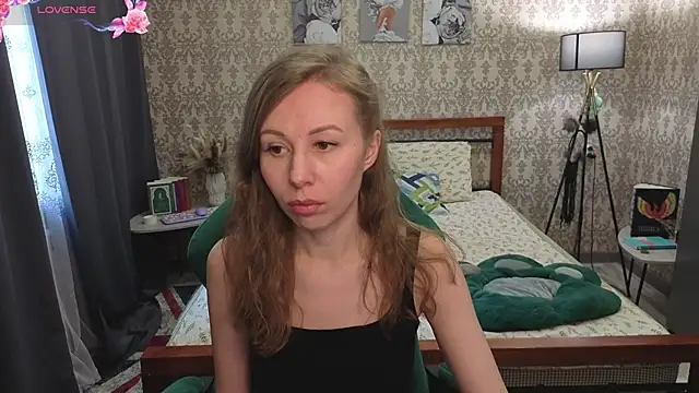 Snapshot of Lill_Mary chatting on 03-02-26, 02:12 Lill Mary online show from 03-02-26, 02:12