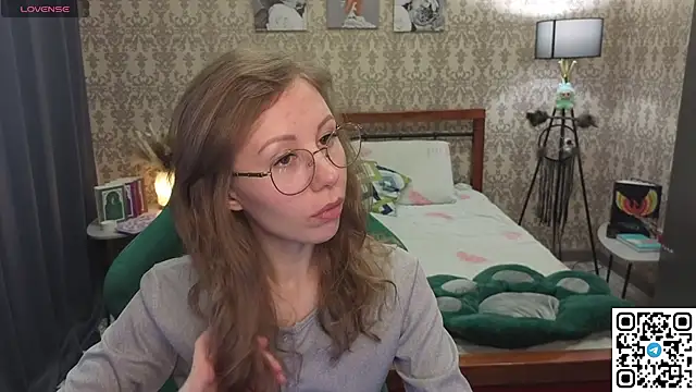 Snapshot of Lill_Mary chatting on 02-12-26, 03:39 Lill Mary online show from 02-12-26, 03:39