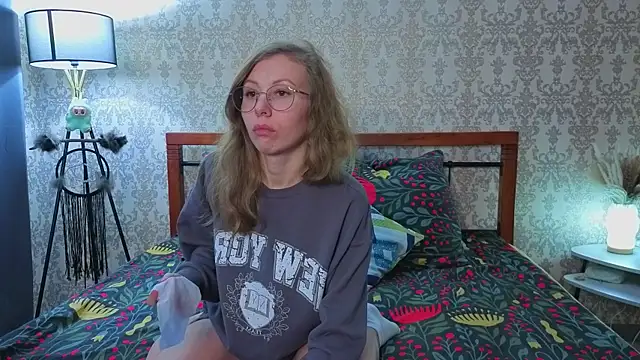 Lill Mary online show from 12-03-25, 04:57