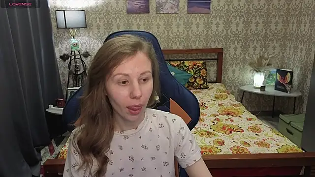 Snapshot of Lill_Mary chatting on 02-03-26, 06:51 Lill Mary online show from 02-03-26, 06:51