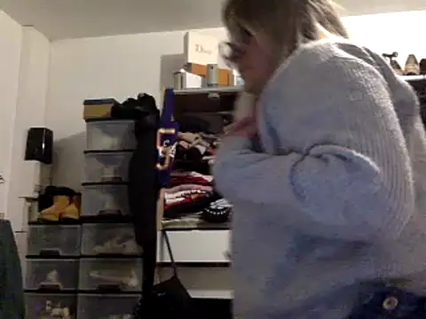 vanillesoumise online show from 01-28-25, 08:58