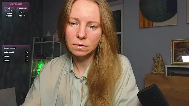 Snapshot of JanePearl chatting on 05-30-26, 07:08 JanePearl online show from 05-30-26, 07:08
