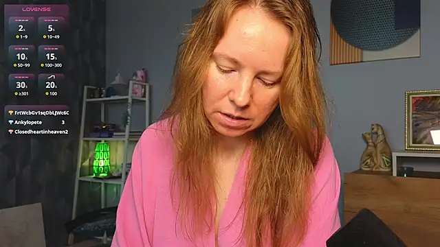 Snapshot of JanePearl chatting on 06-04-26, 06:40 JanePearl online show from 06-04-26, 06:40
