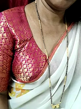 anuradha1432 online show from 09-08-25, 02:16
