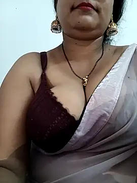 Nyra-23 online show from 10-18-25, 08:05