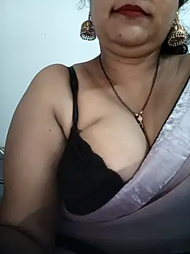 Nyra-23 online show from 04-14-26, 08:52